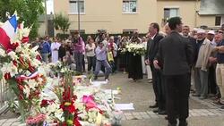 CLEAN : French Muslims pay tribute to slain priest News Clip