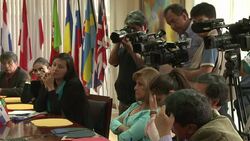 VOICED : UE insiste que exportar coca es ilegal News Clip