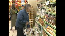 Supermarket Shoppers in London - 1989 News Clip