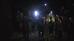 Aus divers return to scene of Thailand cave rescue News Clip