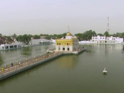 WS ZI TD View of Golden Temple / Punjab, Punjab, India Stock Footage