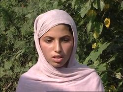 School collapse survivor near line of control, Russian team in Muzaffarabad Instructional Video