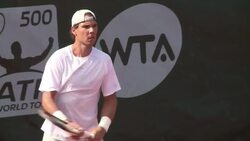 VOICED : Nadal entrena en la calurosa Rio News Clip