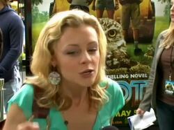 'Hoot' Premiere Stock Footage