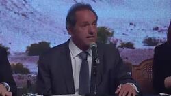 CLEAN : Argentinas Kirchner appears with presidential frontrunner News Clip