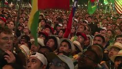 VOICED : Misa inaugural en Copacabana News Clip