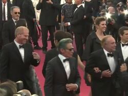 Clive Owen, Marion Cotillard, Guillaume Canet, Zoe Saldana at 'Blood Ties' Red Carpet on May 20, 2013 in Cannes, France. (Footage by WireImage Video/Getty Images) Stock Footage