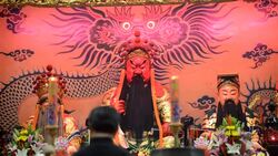 CLEAN : Taiwanese pray for good luck News Clip