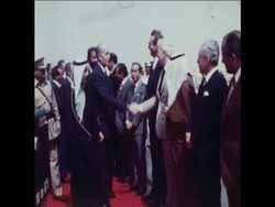 SYND 13 3 80 PRESIDENT GISCARD VISITS EMIR AL THANI IN DOHAR News Clip