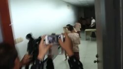 Migrant workers accused of killing young British tourists appear in court News Clip