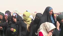 CLEAN : Civilians die trying to flee Iraq's besieged Fallujah News Clip