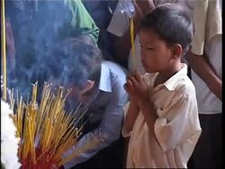Mourners begin traditional Buddhist rites for late Khmer Rouge leader News Clip
