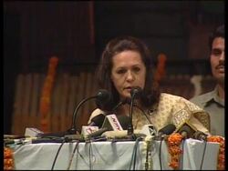 INDIA: SONIA GANDHI RETURNS TO LEAD CONGRESS PARTY Instructional Video