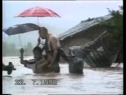 China - Floods grow worse as river rises News Clip