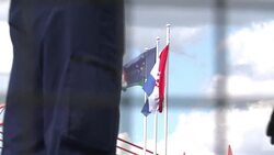 CLEAN : Migrants: Hungary begins new wall on Croatia border News Clip