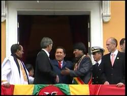 Americas - Cuba, Bolivia, Panama, Peru, US - Mid Term, Enron, Amish News Clip