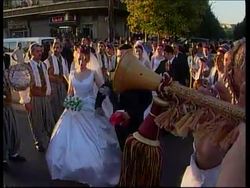 50 poor couples marry in mass wedding to share costs News Clip