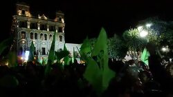 VOICED : Correa logra reeleccion News Clip