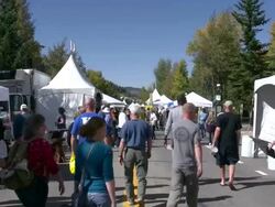 Breckenridge Oktoberfest artisan tents Stock Footage