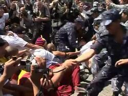 CLEAN: Tibetans fire up anti-China protests News Clip