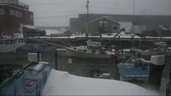 Powerful winds and heavy snow swept through Maine on Tuesday, shutting down state offices and forcing thousands of residents to stay home from work and school. (Jan. 27) Instructional Video