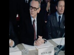 SYND 18 1 77 ARABS SIGN AGREEMENT FOR AID AND TRADE WITH EEC IN BRUSSELS News Clip