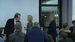 CLEAN : Candidates shake hands as Fillon wins French right wing primary News Clip