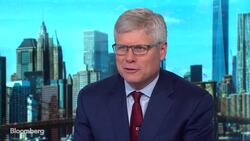Qualcomm CEO Says the Relationship With Apple Is Good News Clip