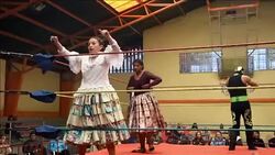 VOICED : Las Cholitas se suben al ring en Bolivia News Clip