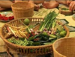 Learning authentic Thai cuisine in Bangkok Instructional Video