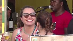 CLEAN : Brazil: tourists take precautions against Zika News Clip