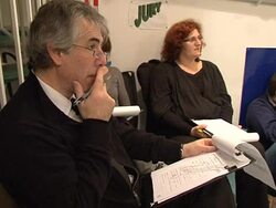 VOICED: 'Pop idol', Paris metro-style News Clip