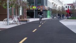 Silicon Valley companies tempt workers with freebies and perks News Clip