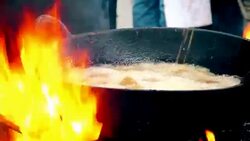Deep frying stove Stock Footage