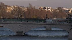 Paris Stock shots - Street Scenes News Clip