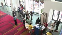 VOICED: Comienza la convencion democrata News Clip