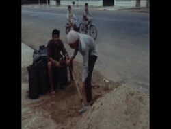 SYND 10/07/1970 PHNOM PENH PREPARES FOR  VIETCONG ATTACK News Clip
