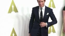 VOICED : Oscar a actor principal para Redmayne News Clip