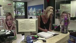 VOICED: Australia contra las camas solares News Clip