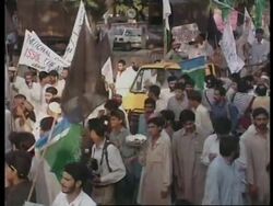 PAKISTAN: ISLAMABAD: CROWD PROTESTS PEACE AGREEMENT News Clip