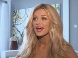 INTERVIEW - Joanna Krupa on her favorite Holt pieces, her TV show and life in Miami - Joanna Krupa shoots for Holt Spring/Summer 2014 - Behind the Scenes Stock Footage