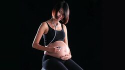 pregnant women Stock Footage