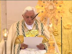 Pope arrives, visits shrine, pilgrims, reax, candlelit service News Clip