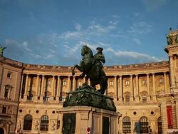Vienna, the statue of Prince Eugene of Savoy in front of Hofburg Palace, Heldenplatz Stock Footage