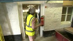 Boris Johnson and Gisela Stuart on brewery tour News Clip
