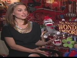 INTERVIEW: Natalie Portman on kids movies Stock Footage