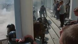 CLEAN : Dozens wounded in clashes in front of parliament in Kiev News Clip