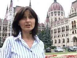 VOICED: Crunch time for Hungary's finances News Clip