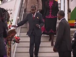Mugabe arrives for meeting of South African Development Community News Clip