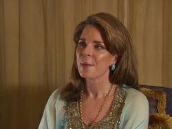 HM Queen Noor al Hussein of Jordan Interview: Dubai International Film Festival 2009 Stock Footage